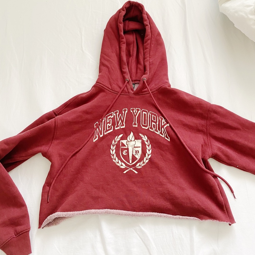 Sweatshirt crop top